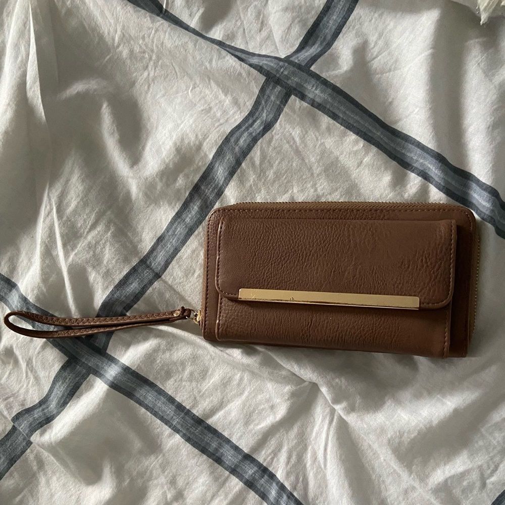 Miztique Wristlet